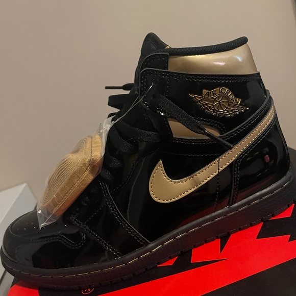 Air Jordan Retro 1’s - Picture 6 of 6